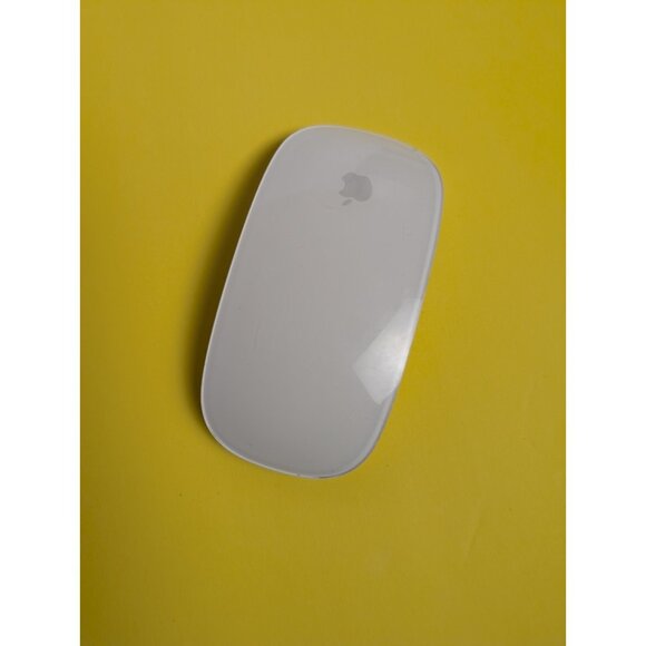 Apple Magic Mouse 2 - A1657 Wireless Mouse - White - Picture 6 of 8